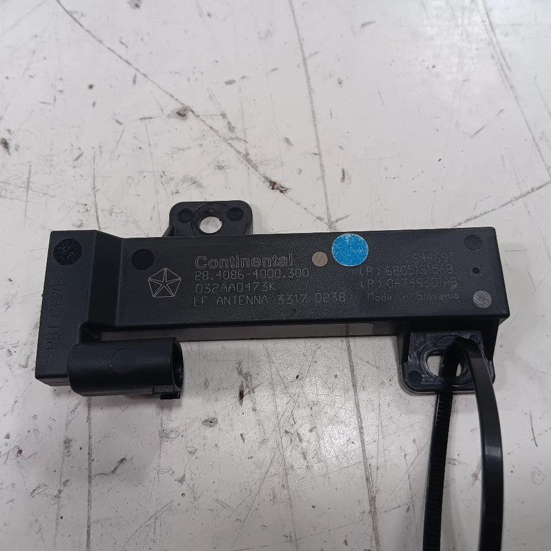 Jeep Renegade Passive Entry Antenna - 68051315AB Fits 2015 2016 2017 2018