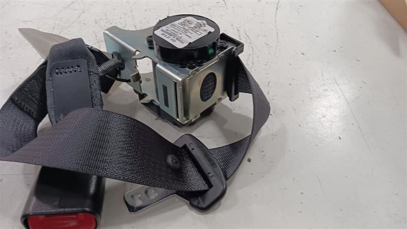 Ford Taurus Seat Belt Strap Retractor Center Middle Rear Back  2013 2014 2015 20