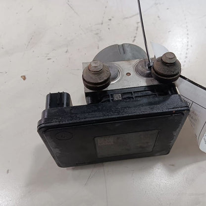 Anti-Lock Brake Part ABS Pump Vehicle Dynamic Control Fits 16 Subaru L