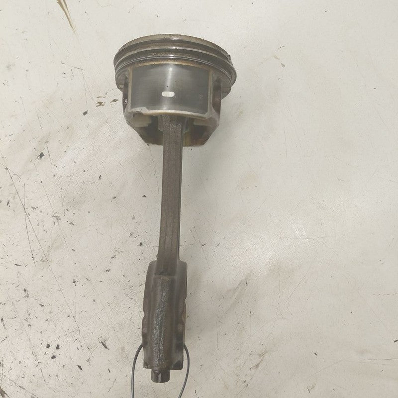 Volvo S60 Single Piston With Connecting Rod   2.5 2013 2014 2015