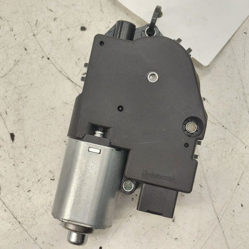 Volvo S60 Electric Power Sun Moon Roof Glass Motor  2018 2017 2016