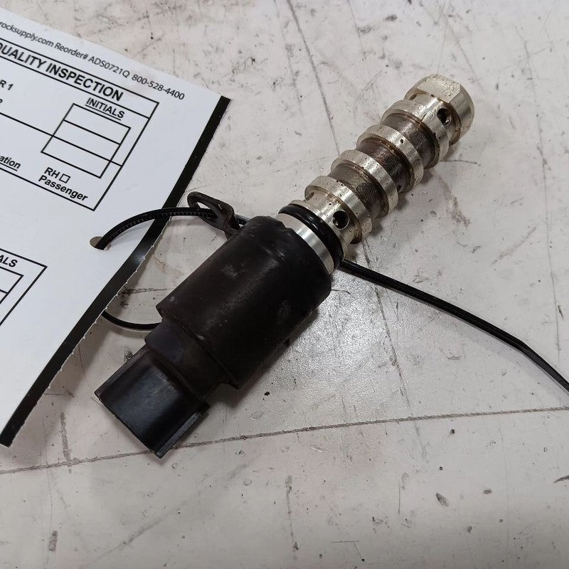 Hyundai Accent Variable Timing Gear Oil Control Valve Solenoid Cylinder Head 201