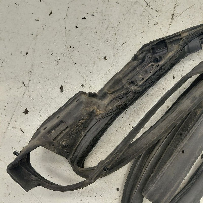 Honda Clarity On Door Seal Rubber Left Driver Front  2018 2019 2020