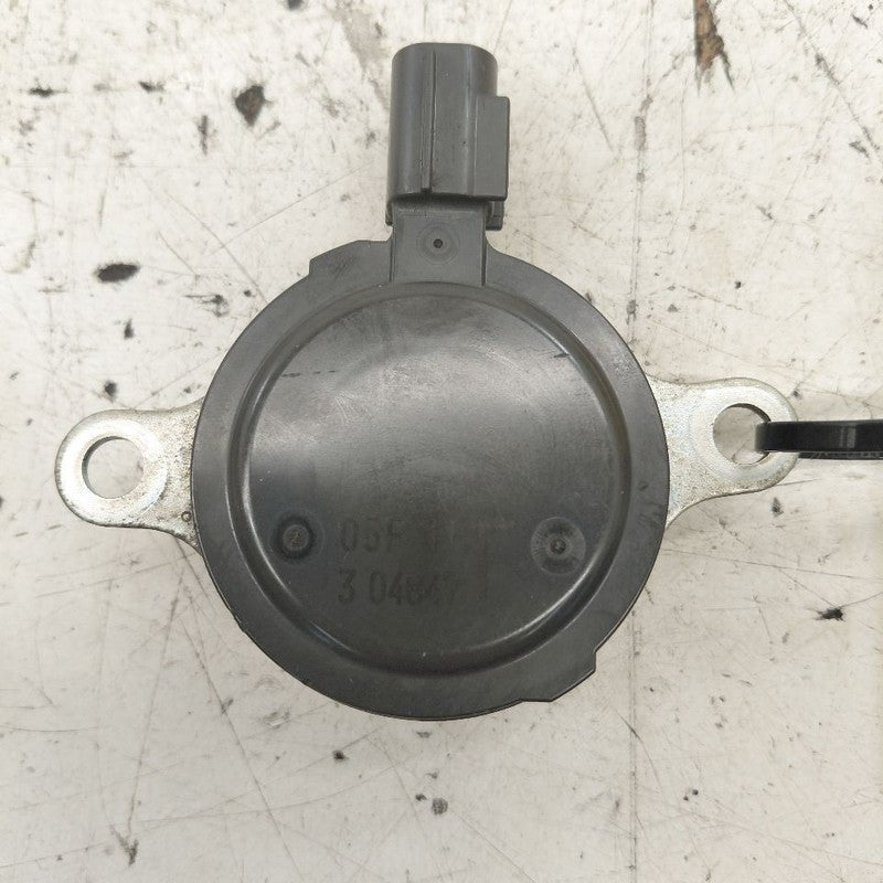 Lexus NX350 Variable Timing Gear Oil Control Valve Solenoid Cylinder H