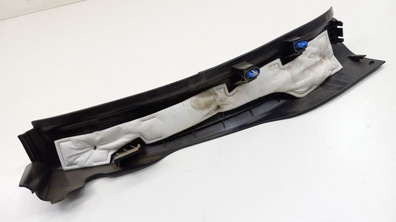 Chevy Malibu Sill Trim Plate Door Jam Threshold Right Side Rear 2014 2015