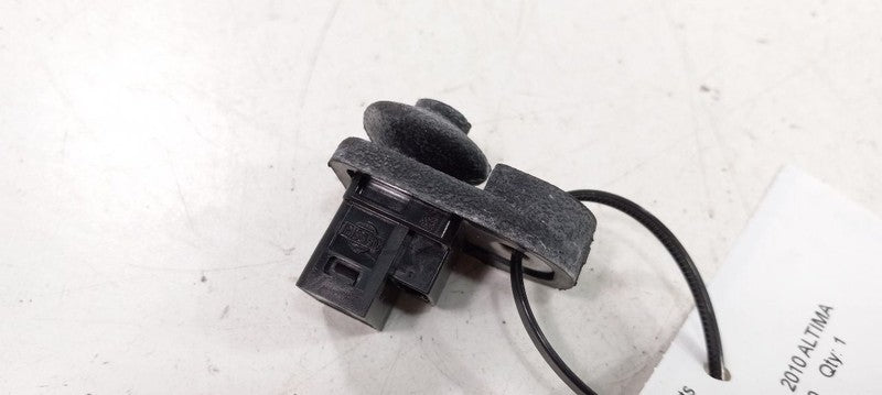 Nissan Altima Door Ajar Switch Door Open Dome Light Switch 2010 2009 2
