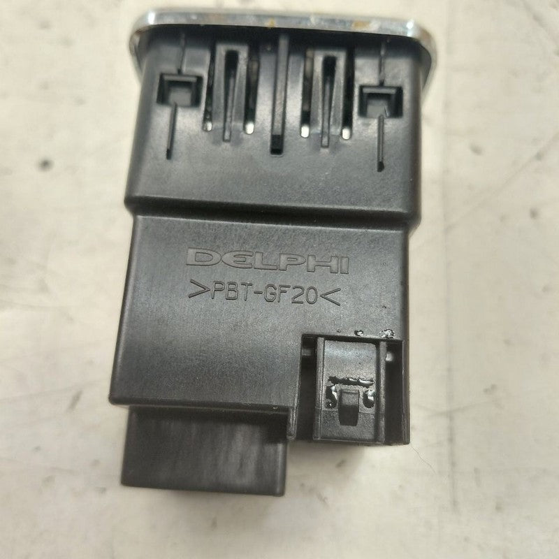 Jeep Cherokee USB Plug In Hub Port  2019 2020 2021