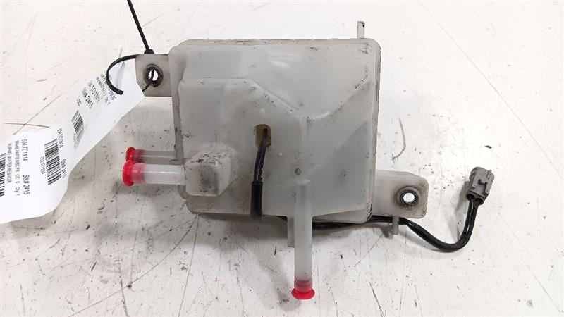Toyota Prius Brake Master Reservoir 2015 2014 2013 2012