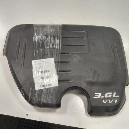 Chrysler 300 Engine Cover  3.6 2017 2018 2019 OEM