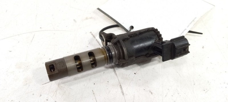 Toyota Camry Variable Timing Gear Oil Control Valve Solenoid Cylinder Head 2007 
