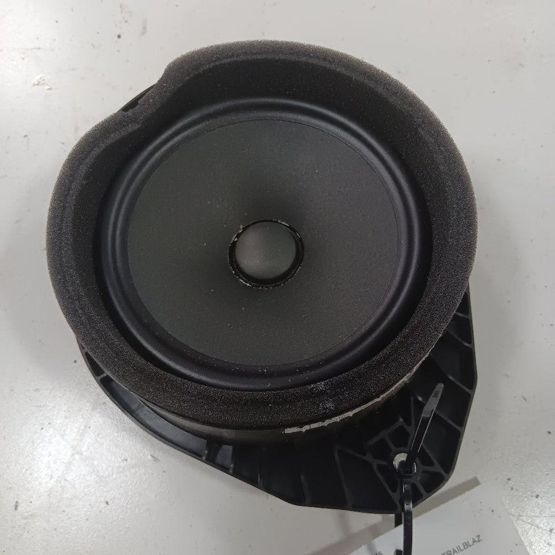 Chevy Trailblazer Speaker Right Passenger Front  2021 2022 2023 OEM