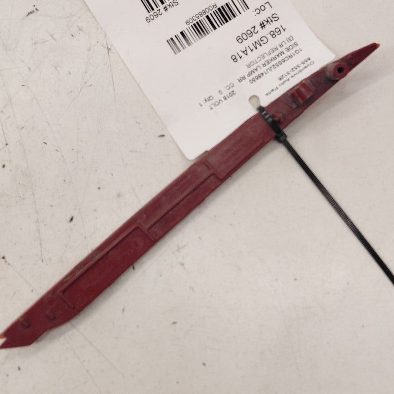 Chevy Volt Left Rear Reflector 2019 2018 2017 2016