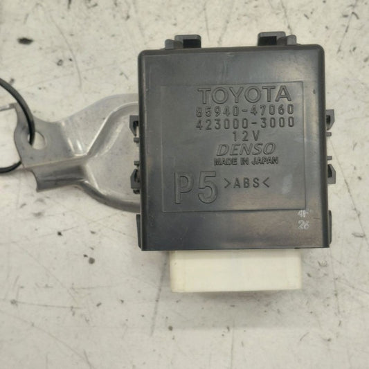 Toyota Prius Windshield Wiper Relay Control Module {8594047060} 2022 2