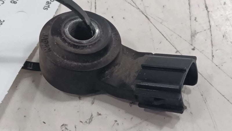 Lexus LS460 Engine Knock Sensor  2007 2008 2009 OEM