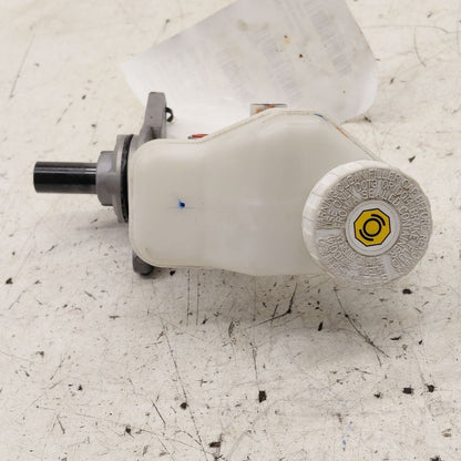 Brake Master Cylinder Fits 14-15 17-24 Mitsubishi Mirage
