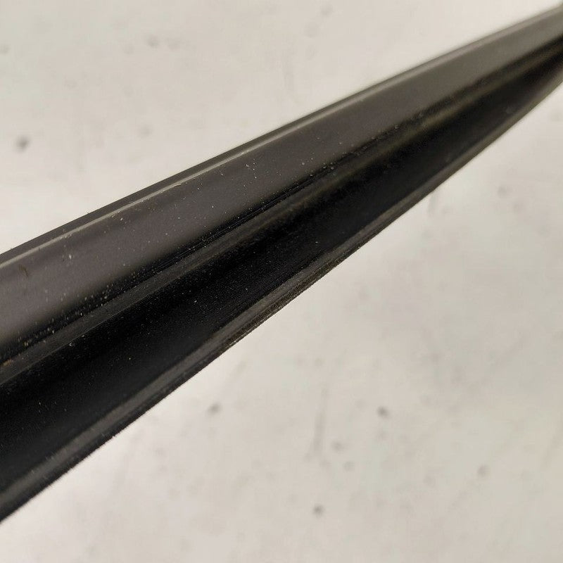 Buick Encore GX Left Front Weather Strip Interior  2020 2021 2022 2023