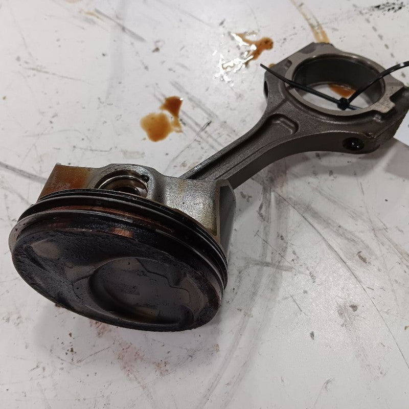 Kia Sportage 2.4 Single Piston With Connecting Rod   2022 2021 2020 2019 2018