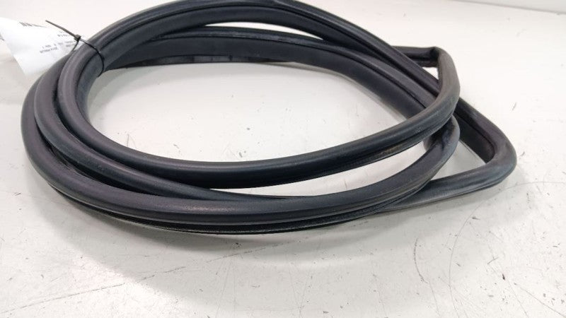 Toyota Prius On Body Door Jamb Seal Front Right Passenger 2015 2014 20
