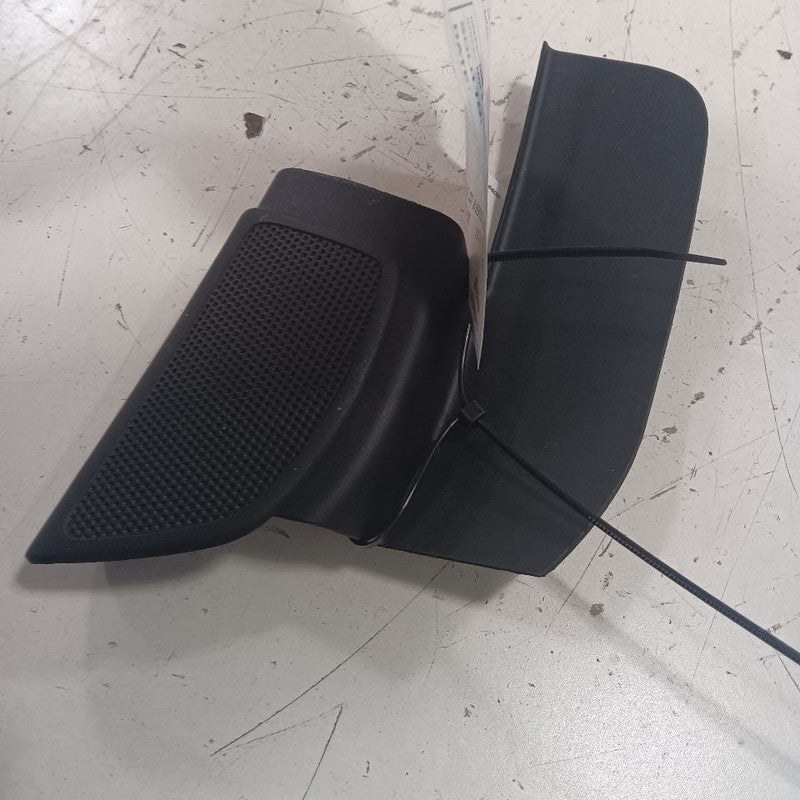 Ford Focus Mirror Mount Cover Door Trim Right Passenger  2018 2017 201