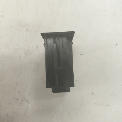 Nissan Rogue USB Plug In Hub Port  2021 2022 2023