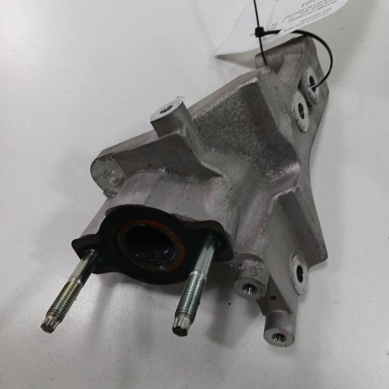 Nissan Sentra EGR Mount Bracket 2.0 2023 2022 2021 2020 OEM
