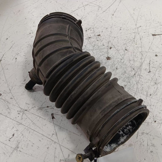 Kia Forte 2.0 Air Cleaner Tube Intake Hose  2015 2016 2017 2018 OEM