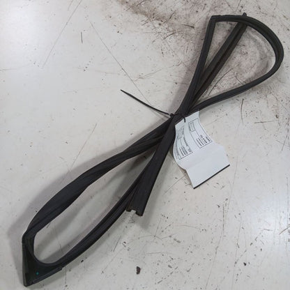Toyota Corolla Door Glass Window Seal Rubber Right Passenger Front  20