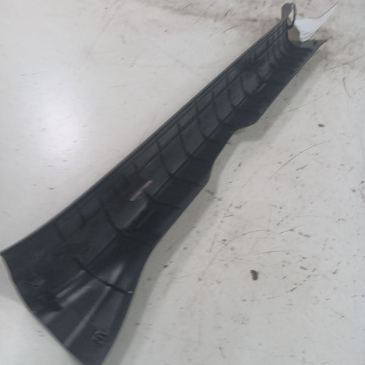 Toyota Corolla Sill Trim Plate Door Jam Threshold Right Passenger Fron