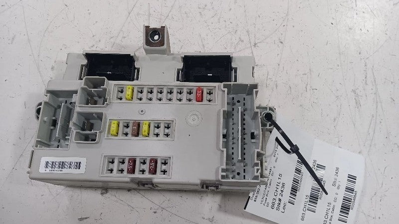 Chrysler 200 Cabin Fuse Box Interior Inner Under Dash  2015 2016 2017