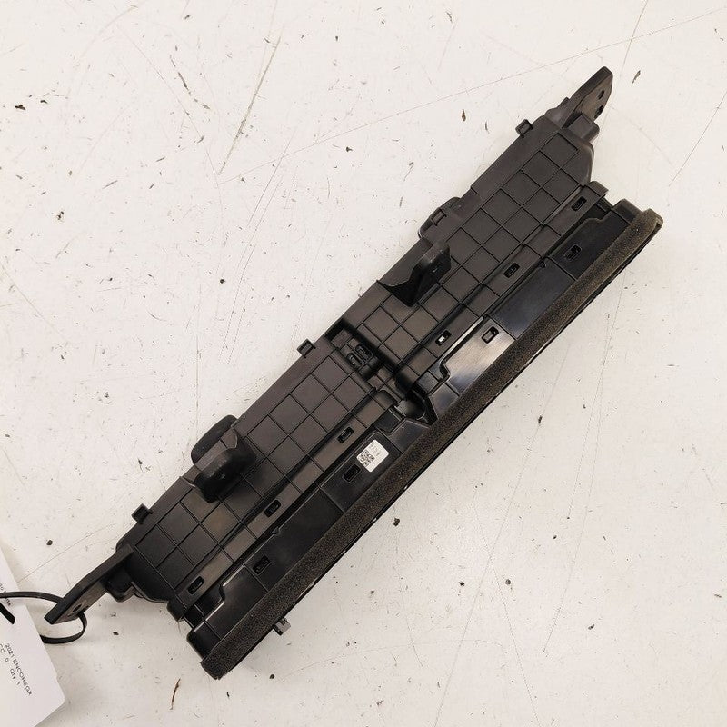 Buick Encore GX Dash Air Vent Center Middle  2020 2021 2022 2023