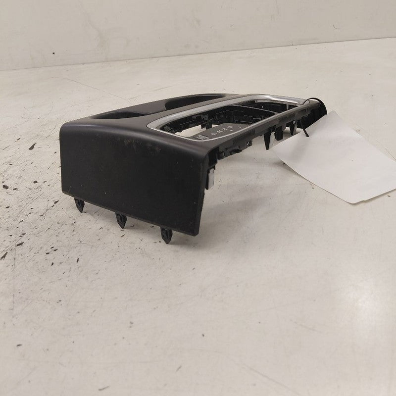 Hyundai Santa Fe Shifter Bezel Trim Shift Console Surround Trim  2019 