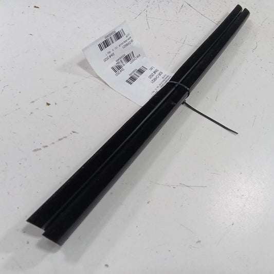 Jeep Compass Left Rear Weather Strip Interior  2021 2020 2019 2018 2017