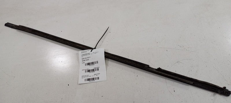Subaru Legacy Door Glass Window Weather Strip Trim Rear Right Passenge