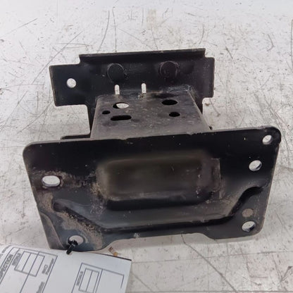 Nissan Kicks Bumper Mount Bracket Right Passenger Side Front 2021 2022 2023 2024