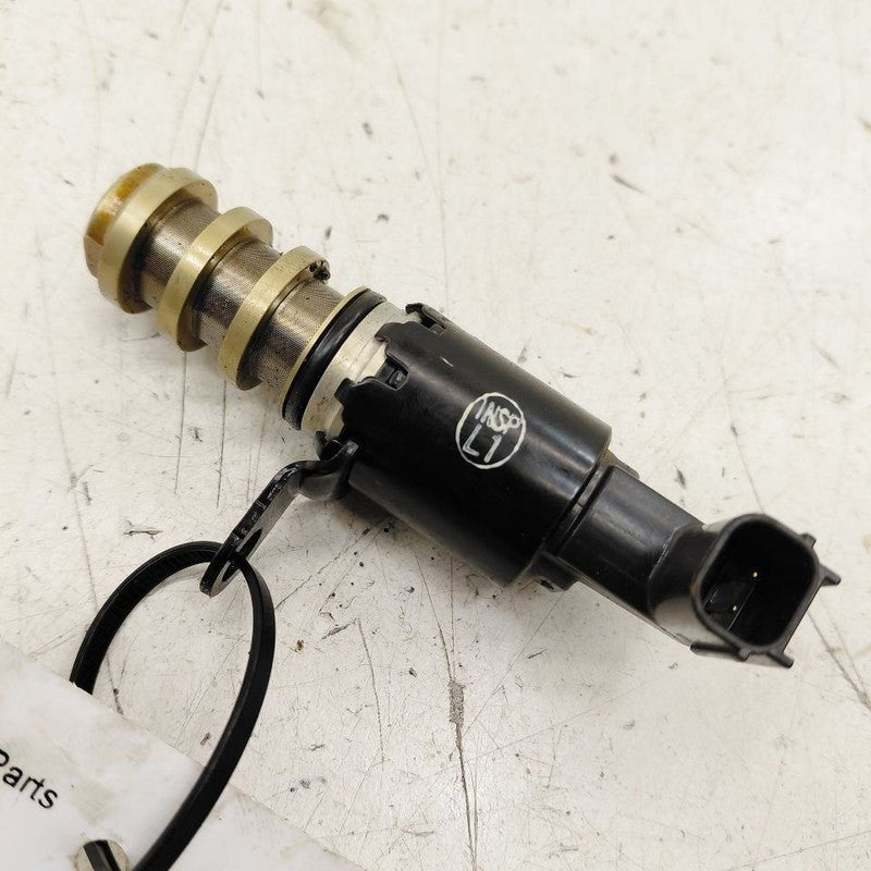 Honda CR-V Variable Timing Gear Oil Control Valve Solenoid Cylinder He