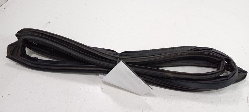 Subaru Tribeca On Door Seal Rubber Right Passenger Rear Back 2010 2011