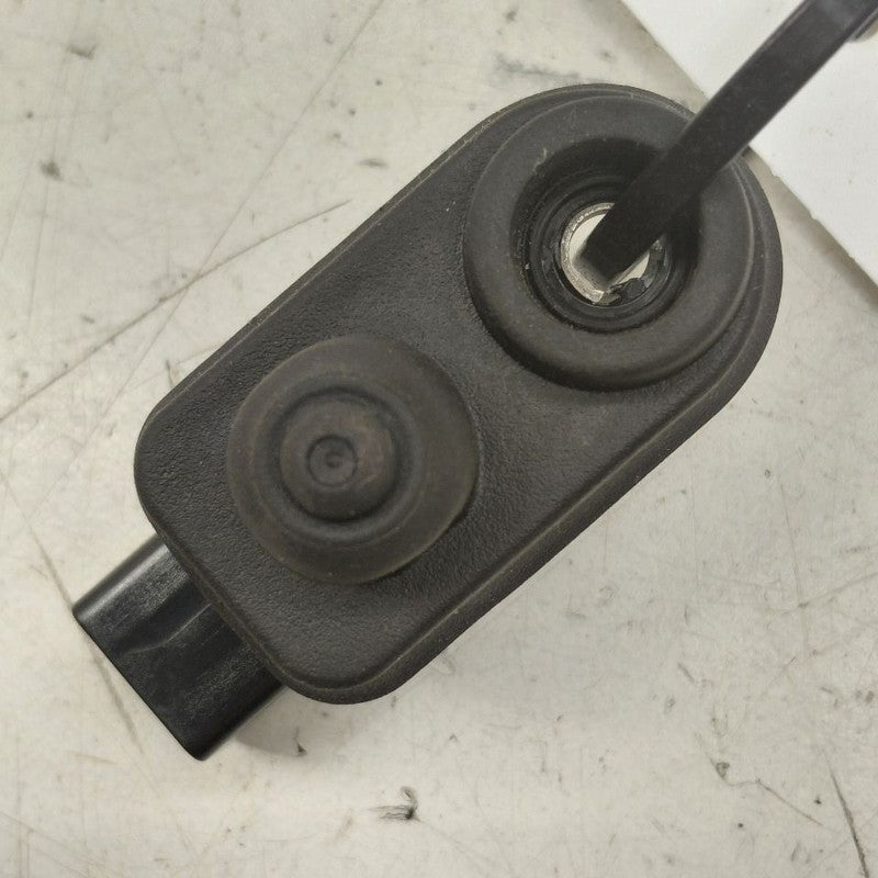 Mitsubishi Outlander   Door Ajar Switch Door Open Dome Light Switch  2