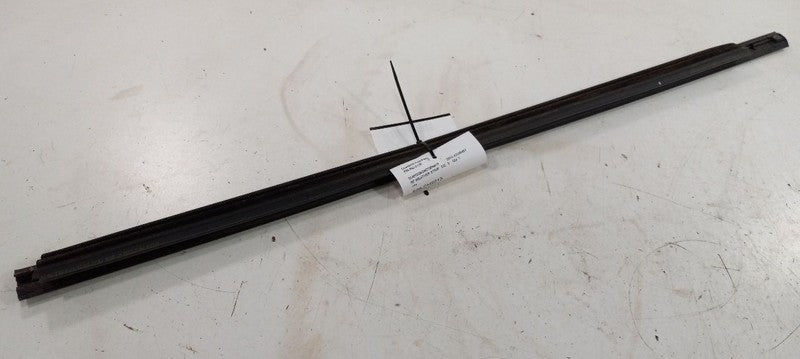 Dodge Journey Door Glass Window Weather Strip Trim Front Right Passeng