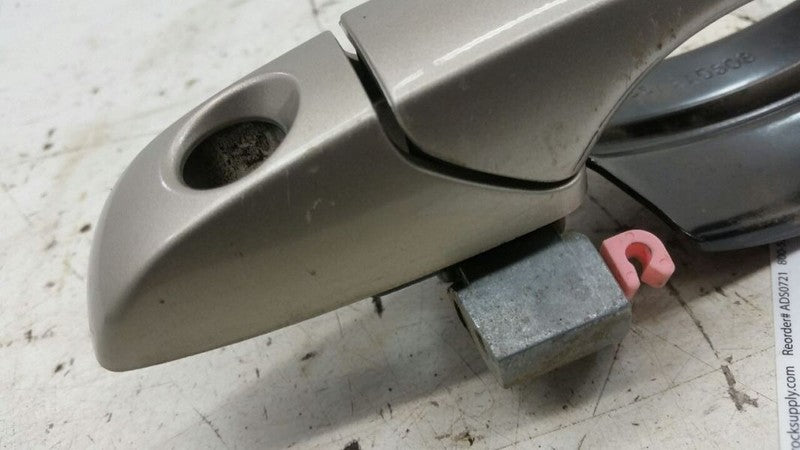 1RH64AXRAD Driver Left Front Door Handle Exterior Outside Fits 09-10 Dodge Journey