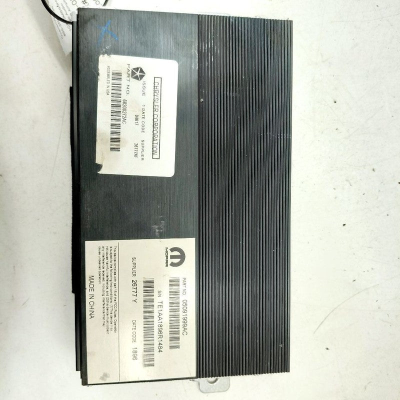 Audio Equipment Radio Amplifier {68270661AF} Fits 15-17 Jeep Cherokee 