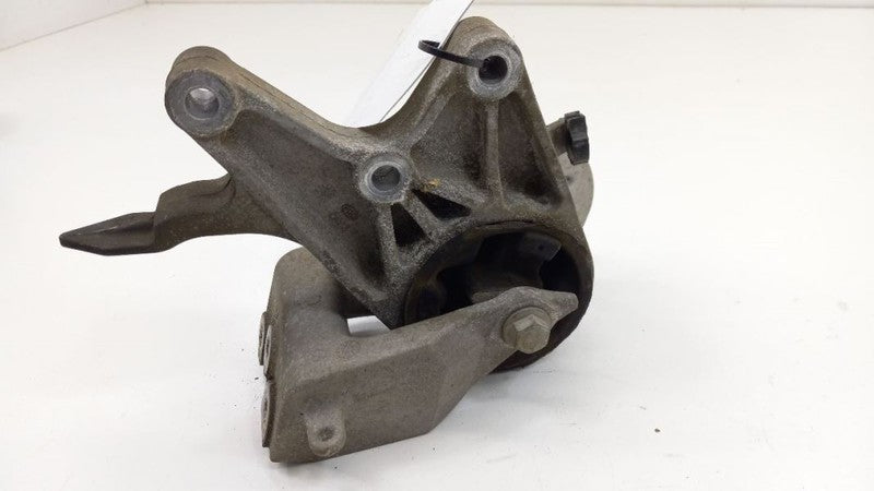 Chevy Malibu Engine Motor Mount Rear Back 2008 2009 2010 2011 2012
