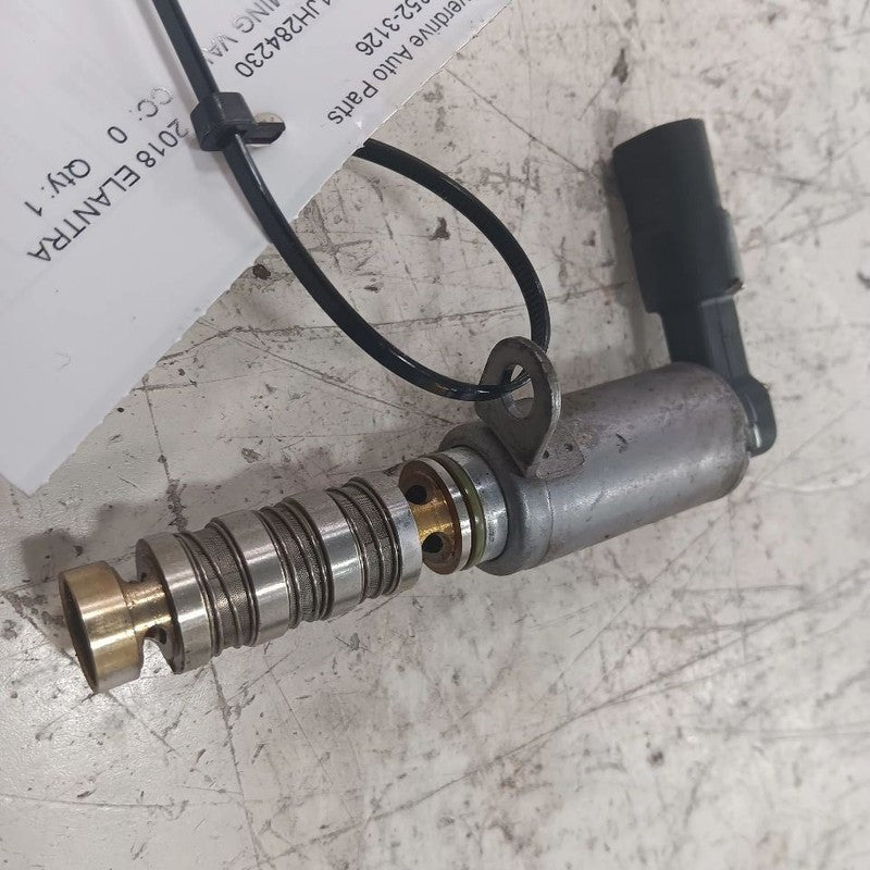 Hyundai Elantra Variable Timing Gear Oil Control Valve Solenoid Cylind