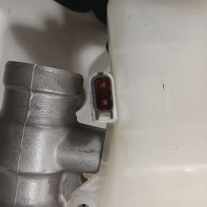 D60101CX5A Brake Master Cylinder With Adaptive Cruise Fits 14-17 INFINITI QX50