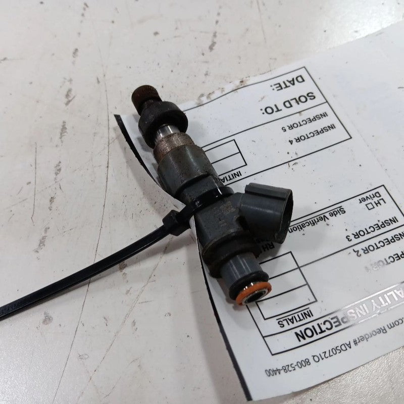Fuel Injection Injector 2.5L Fits 15-17 Subaru Legacy OEM