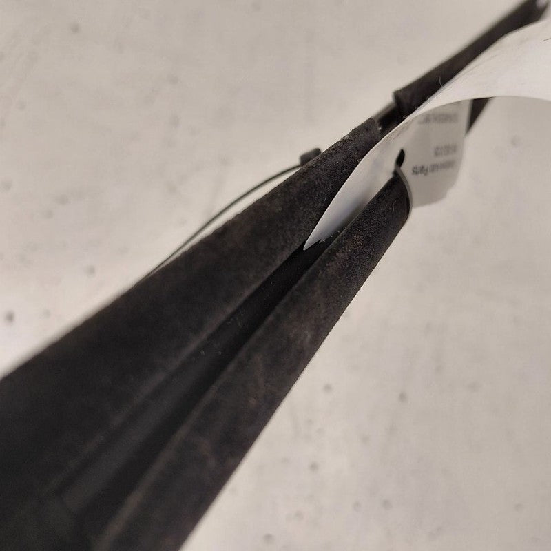 Chevy Volt Right Rear Weather Strip Interior  2016 2017 2018 2019