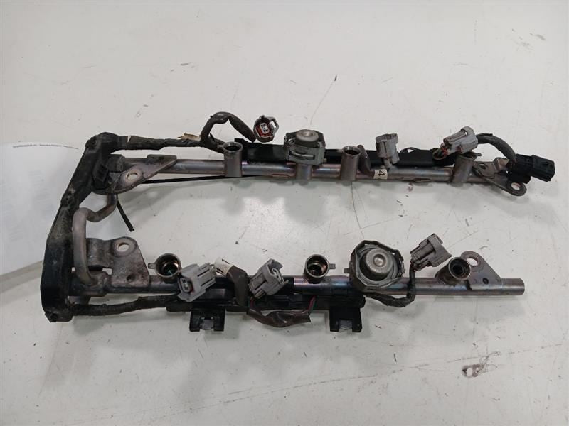 Infiniti Q50 Fuel Rail Injection Injector Mount Bar 2014 2015 2016 OEM