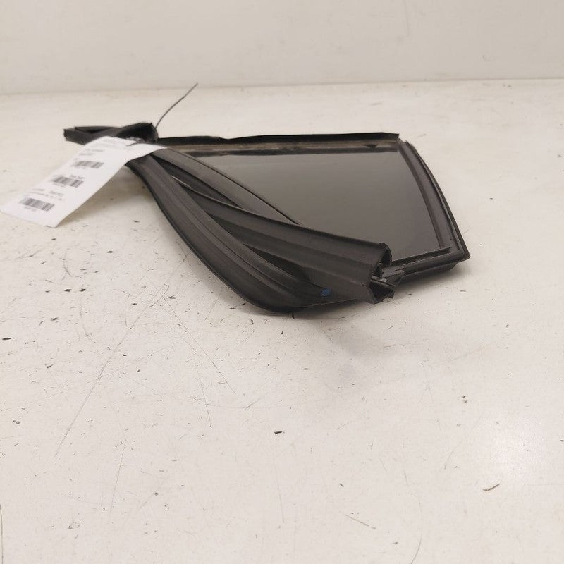 Passenger Right Rear Door Vent Glass Window Fits 24-25 Chevy Trax