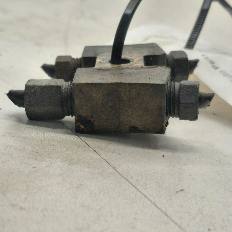 Nissan Murano Brake Line Proportioning Valve Junction Splitter  2020 2