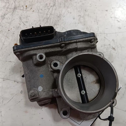 Throttle Body Valve Assembly 2.0L Fits 12-18 MAZDA 3 OEM
