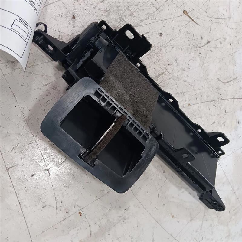 Toyota Rav 4 Dash Air Vent Center Middle  2015 2016 2017 2018
